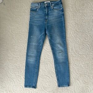 Zara Woman Premium Denim Collection. Size 6